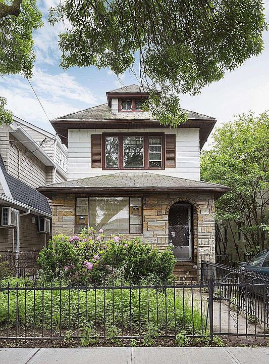 1st image of 3020 Avenue House