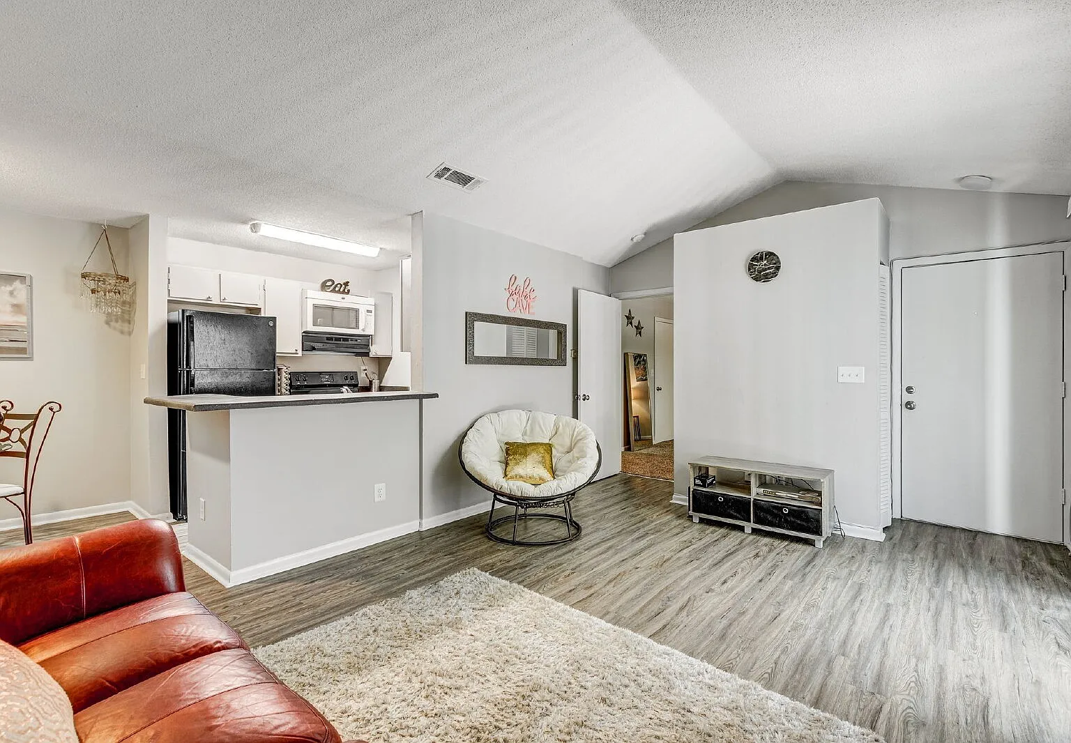 2 bed, 2.0 bath, 1000 sqft, $1,150 — Photo 3