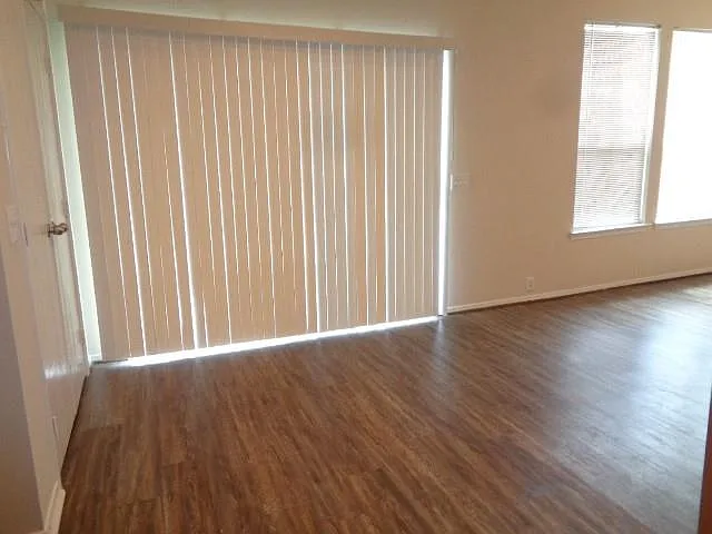 2831 Feather Green Trl — Photo 25