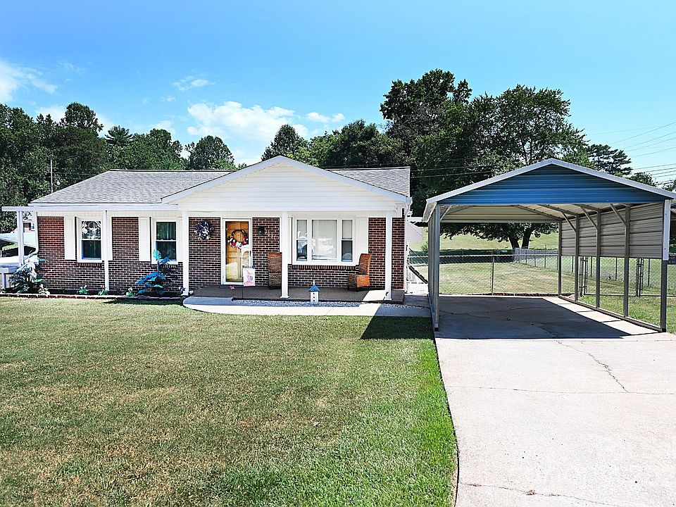 1st image of 1031 Elm Cir