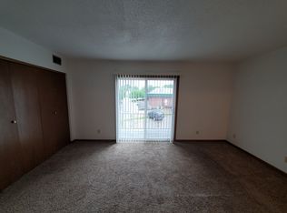 2000 Valley Park Dr #17705229, Cedar Falls, IA 50613