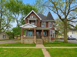 113 E 10th St, Rochester, IN 46975