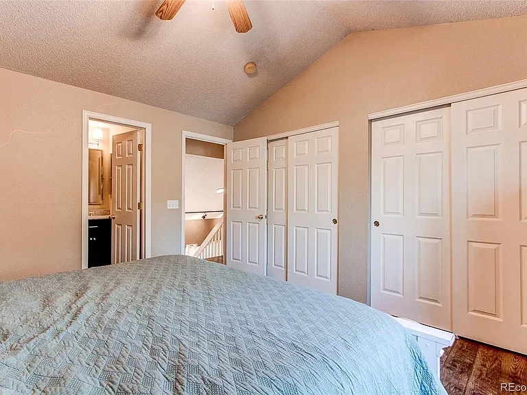 23527 Broadmoor Dr — Photo 17