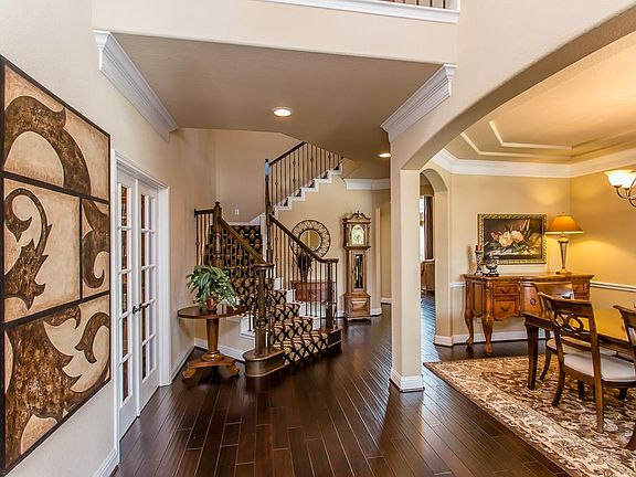 3rd image of 8606 Grove Chase Ct
