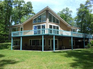 364 Kintner Rd, Kintnersville, PA 18930