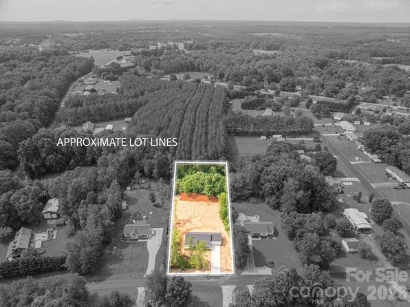 2935 Heavners Farm Ct, Lincolnton, NC 28092