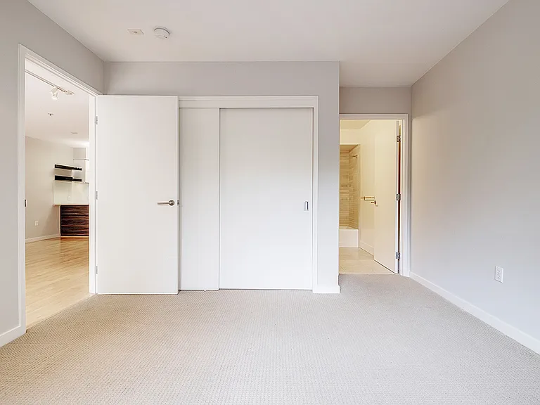 1840 Washington St #202 — Photo 18