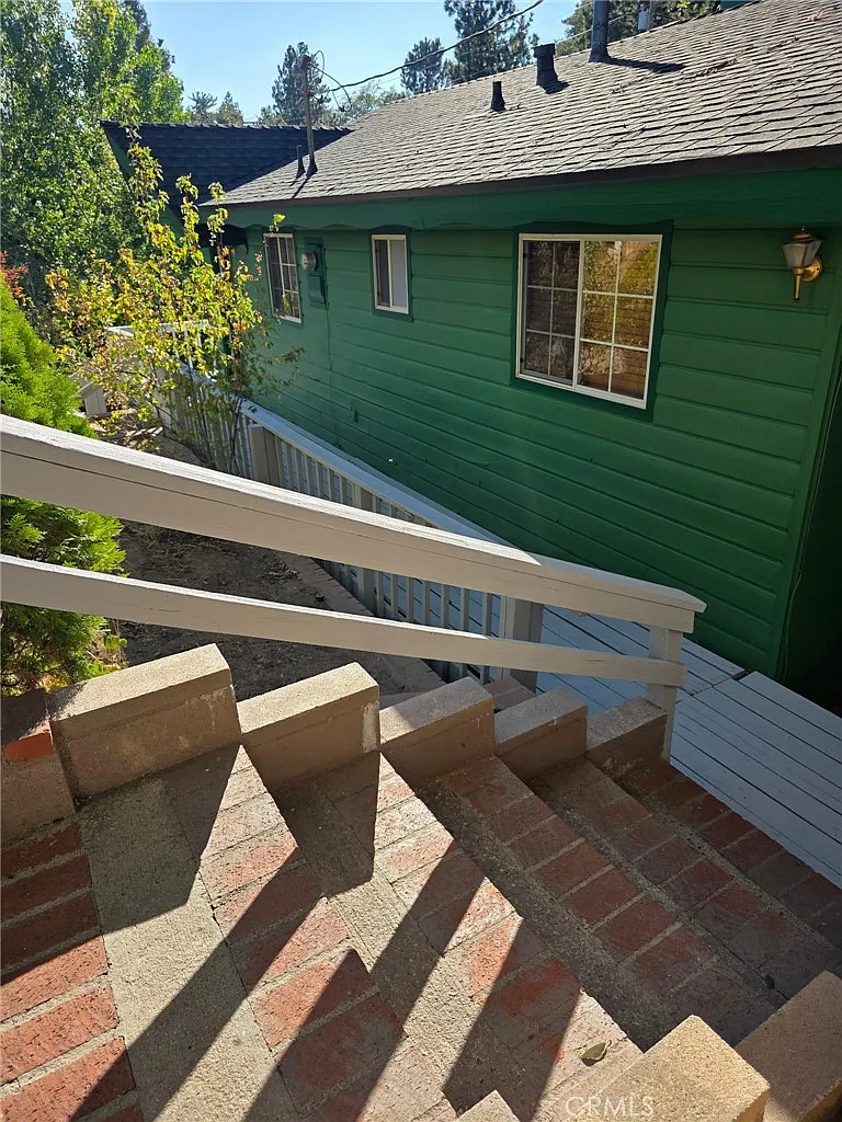 2 bed, 768 sqft, $1,700 — Photo 3