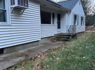 74 Summit Rd, Prospect, CT 06712