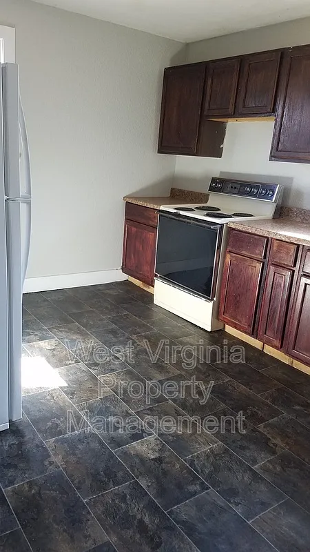 2 bed, 1.0 bath, 750 sqft, $995 — Photo 3