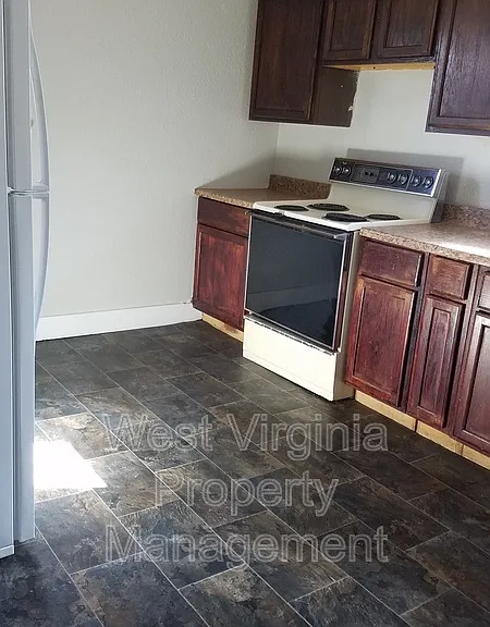 807 S Oakwood Ave #1 — Photo 3