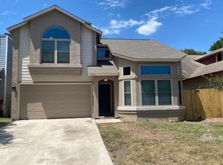 9371 Village Lance, San Antonio, TX 78250