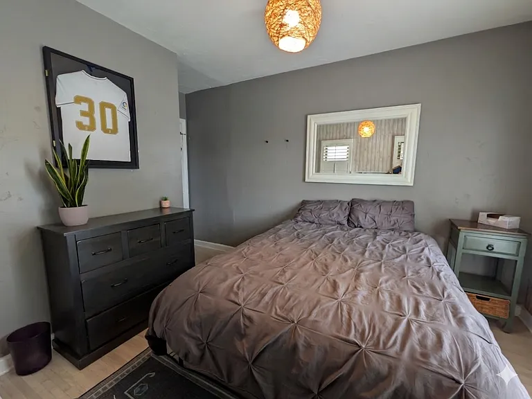 8339 Holy Cross Pl — Photo 21