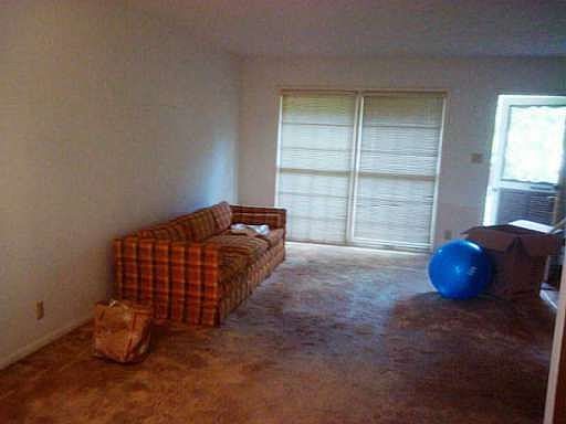 2nd image of 1662 Drayton Woods Dr