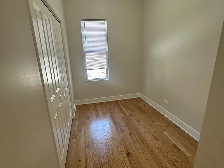 6350 S Champlain Ave #1 — Photo 10