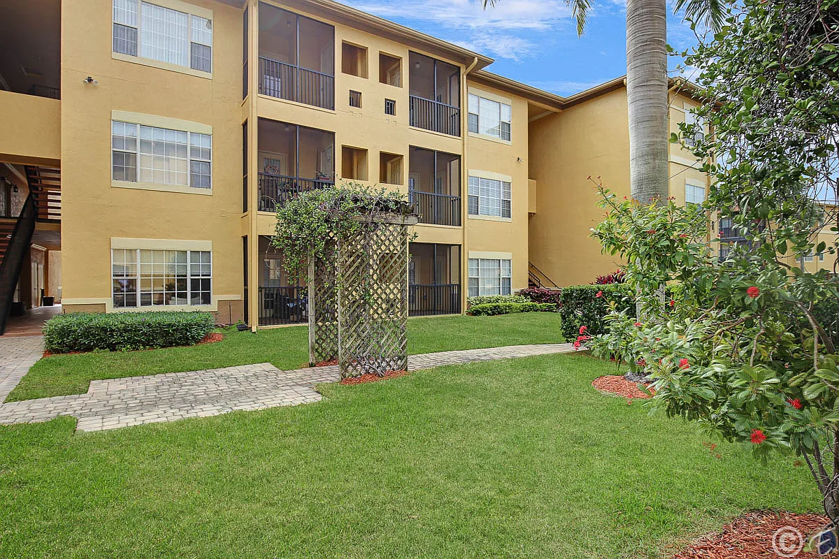 4311 Bayside Village Dr — Photo 1