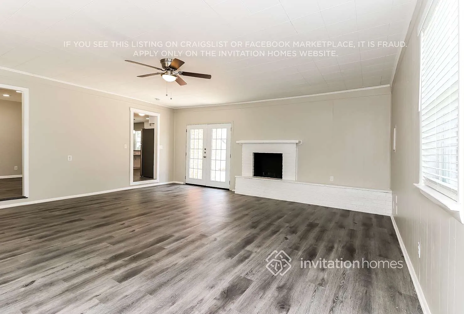 310 E Huitt Ln Euless, TX 76040 — Photo 3