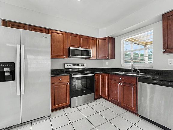 5th image of 8332 Fishhawk Ave