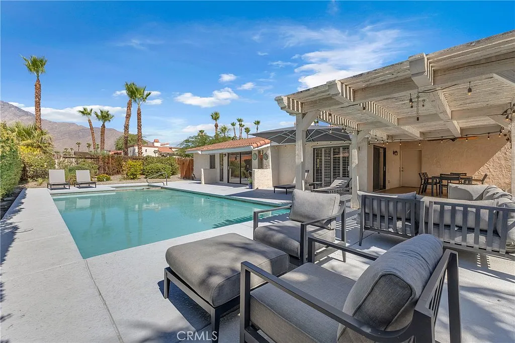 2 bed, 2.0 bath, 1620 sqft, $3,500 — Photo 1