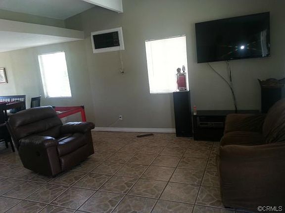 3rd image of 17187 Ceres Ave