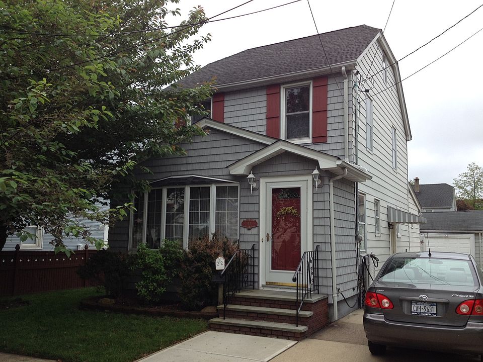1st image of 22 Harvard St