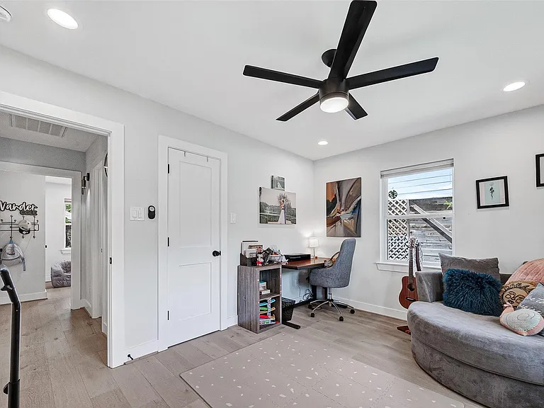 209 Woodard St — Photo 30
