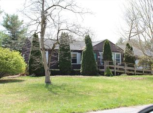158 Woodcrest Rd, Springfield, MA 01129