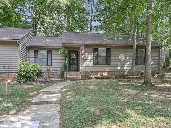 2788 Red Bud Ln #23-B, Fort Mill, SC 29715