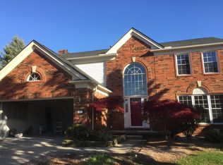 1207 Harvard Dr, Rochester Hills, MI 48307