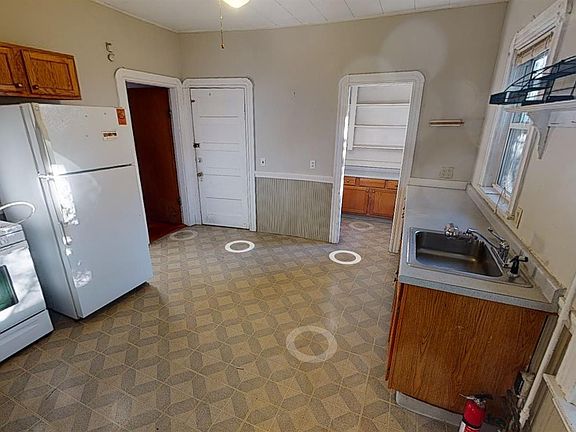 2nd image of 296 Highland Ave