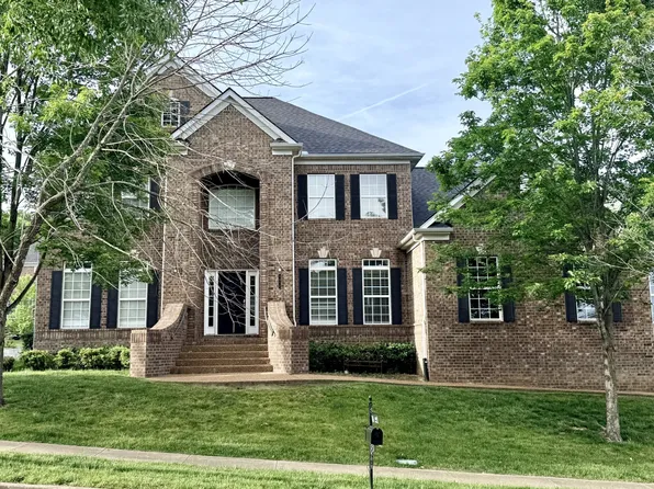 1412 Leeds Dr E, Franklin, TN 37067