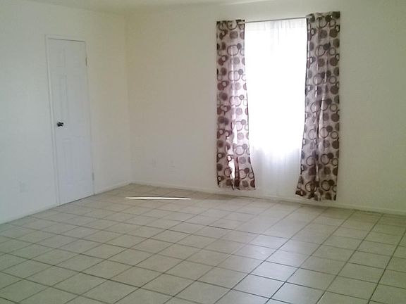5th image of 4236 Vornsand Dr APT 1