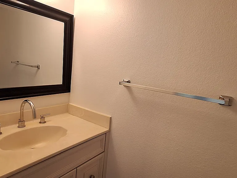 255 Green Moor Pl — Photo 7