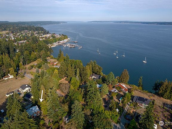 4th image of 431 Edgecliff Drive