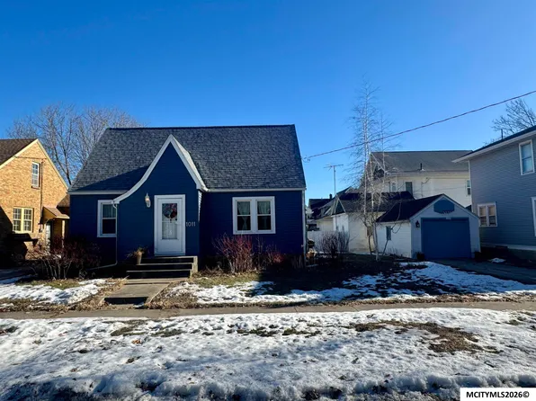 1011 N Jefferson Ave, Mason City, IA 50401
