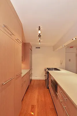 Rented by Keller Williams NYC | media 35
