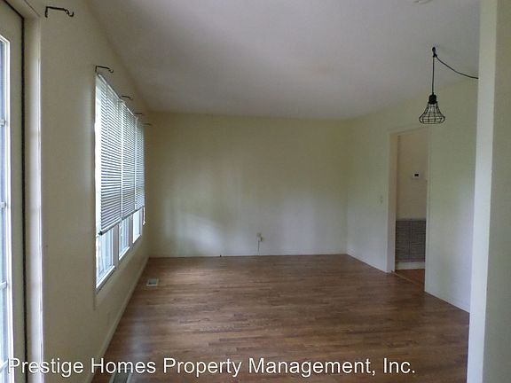 2nd image of 110 N Valley Hill Dr