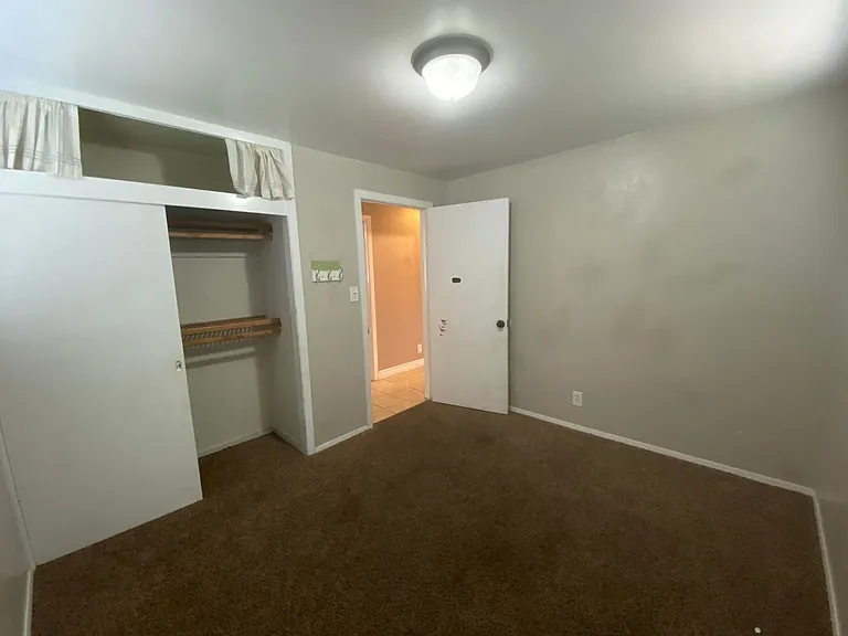 787 Lindsay St — Photo 10