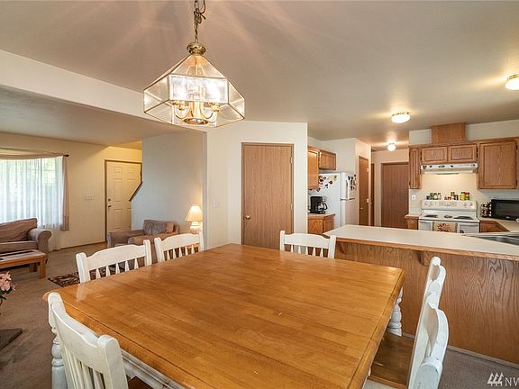 5th image of 14402 68th Avenue Ct E