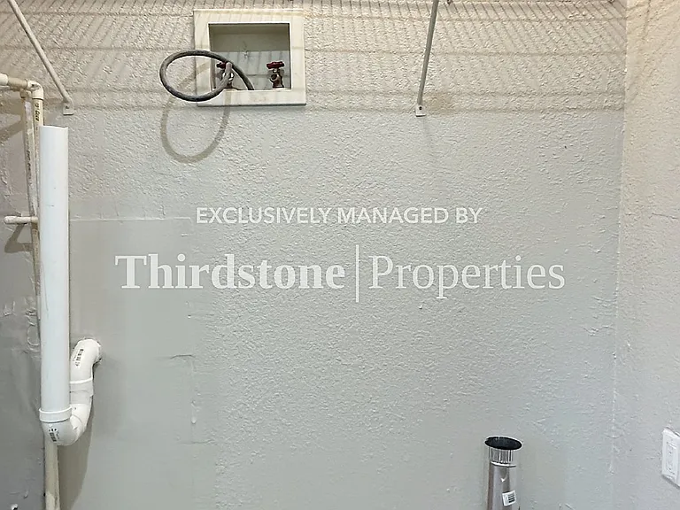 2406 Lamee Ave — Photo 18