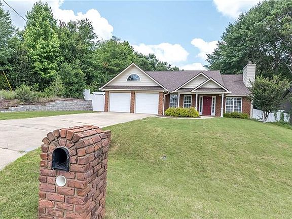 4th image of 340 Lee Road 504