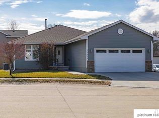 11429 Laci Cir, Omaha, NE 68137