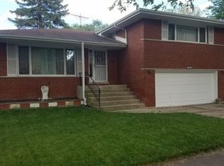 14135 Greenbay Ave, Burnham, IL 60633