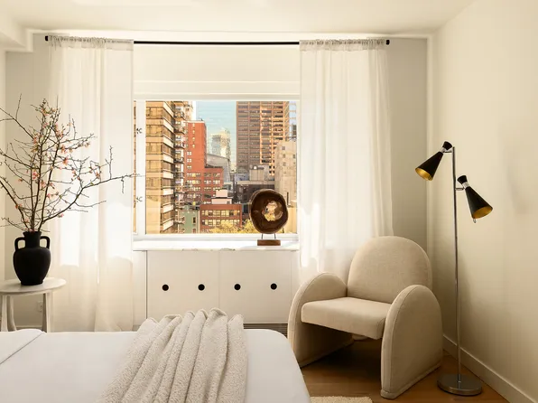 166 East 63rd Street 11BC image 18 of 18