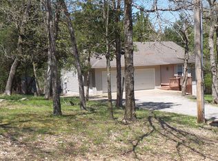 29 Dove Ln, Eureka Springs, AR 72631