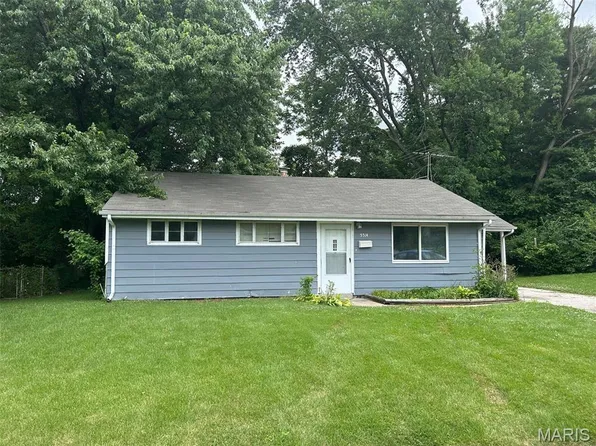 5514 Winchelsea Dr, Saint Louis, MO 63121