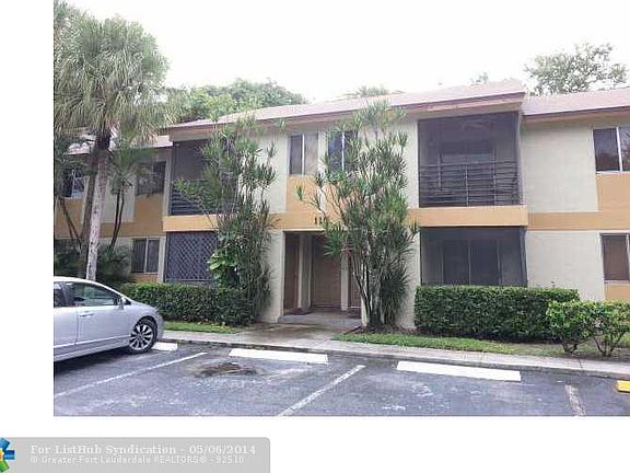 2nd image of 116 Gardens Dr APT 201