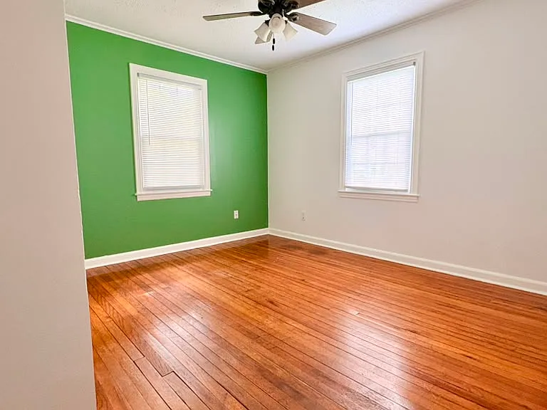 320 Georgia Ave — Photo 7