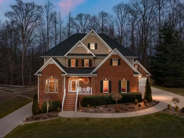 175 Polo Dr, Blountville, TN 37617