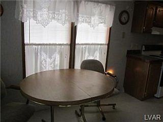 3rd image of 146 Bentwood Cir